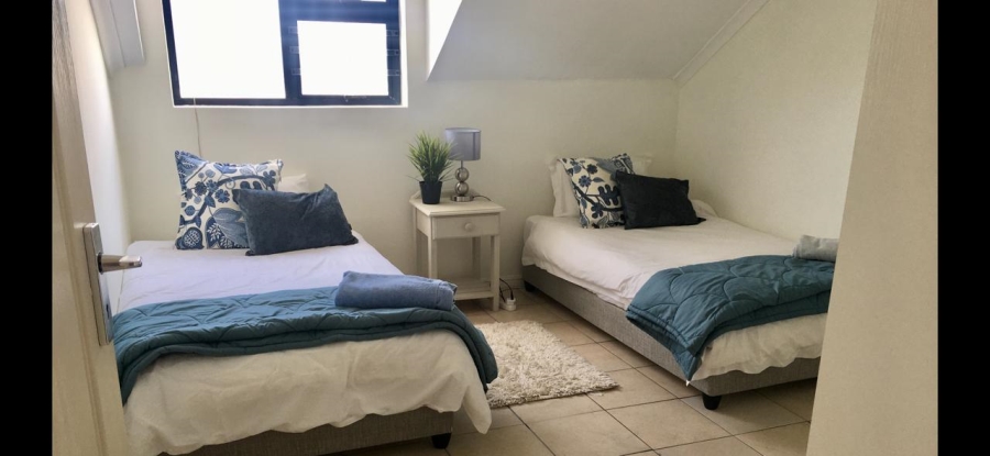 To Let 2 Bedroom Property for Rent in Westcliff Western Cape